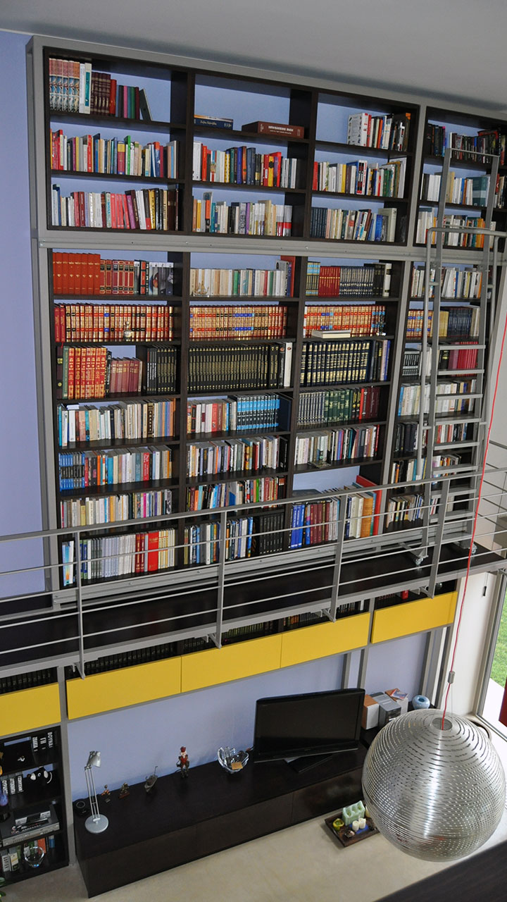 Custom Steel Bookcase | Ειδική μεταλλική κατασκευή βιβλιοθήκης