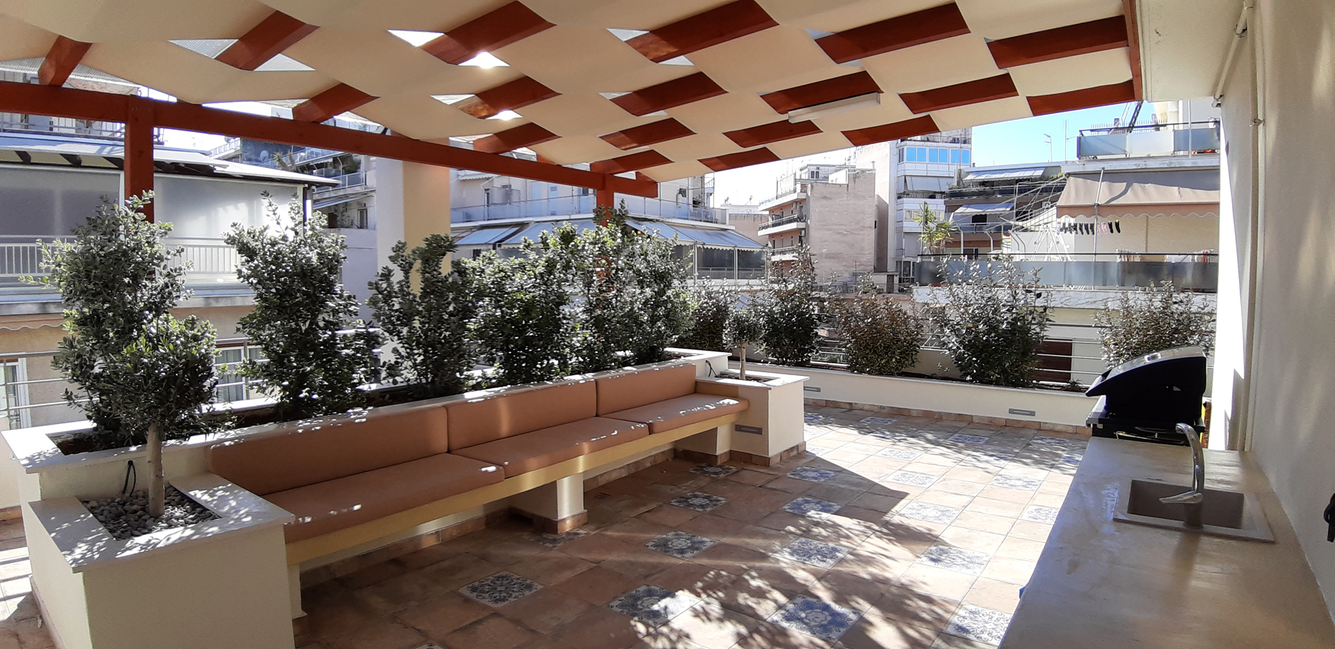 kataskeyi-taratsokipoy-peiraias